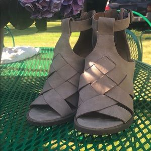 Universal Thread Faux Open Toe Block Heels